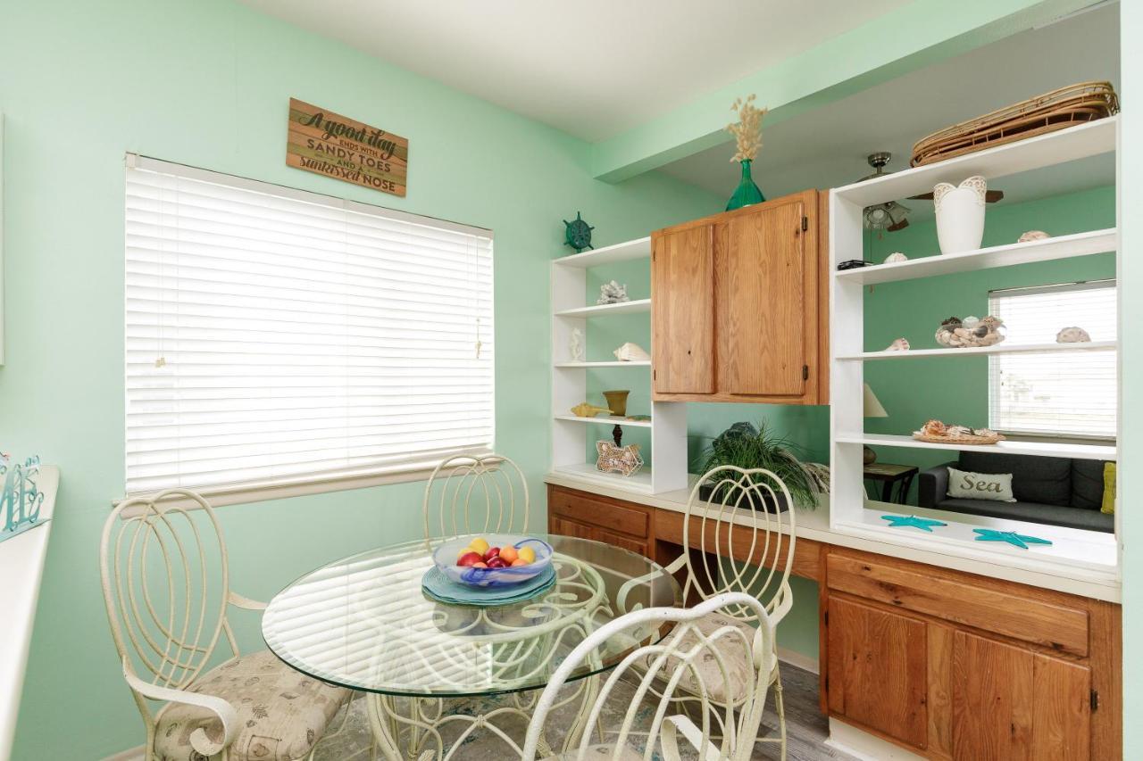 Affordable Family Condo -Walking Distance To Beach By Mustang Island, Sleeps Four, 2025 Traveler Award Corpus Christi Exterior foto